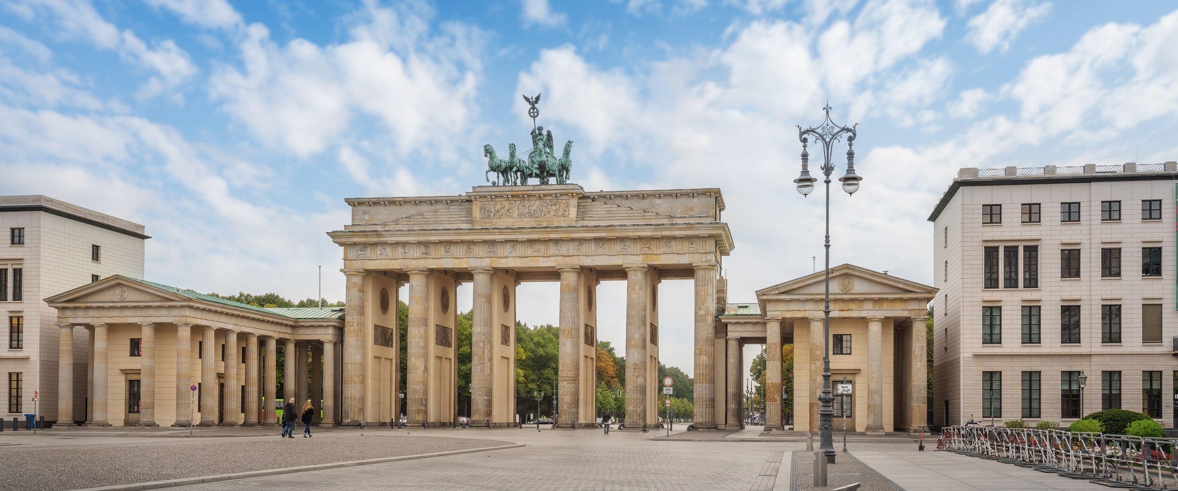 Brandenburg Gate at Pariser Platz in Berlin in daylight